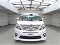 2013 Toyota Alphard