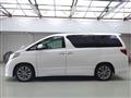 2011 Toyota Alphard