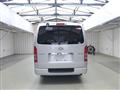 2005 Toyota Hiace Van