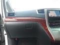 2011 Toyota Alphard