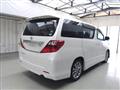 2011 Toyota Alphard