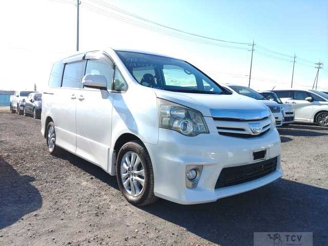 2011 Toyota Noah