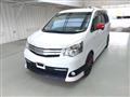 2013 Toyota Noah