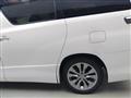 2011 Toyota Vellfire