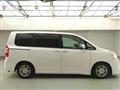 2011 Toyota Noah