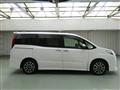 2016 Toyota Noah