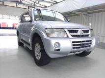 2004 Mitsubishi Pajero
