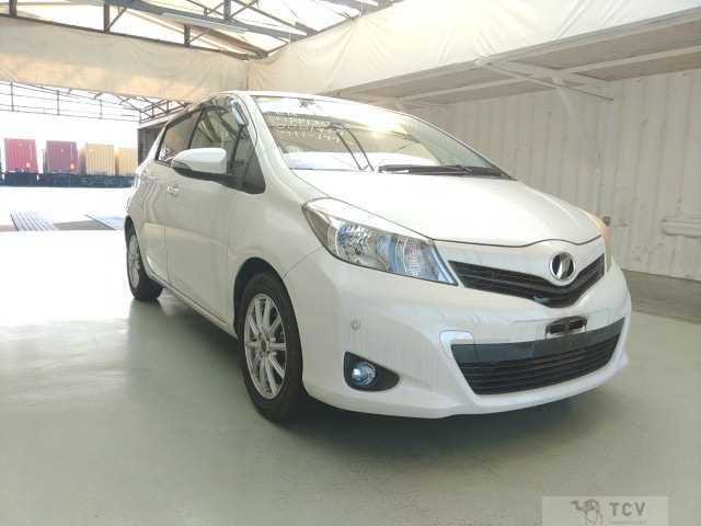 2011 Toyota Vitz