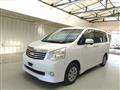 2013 Toyota Noah