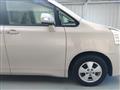 2011 Toyota Noah