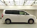 2011 Toyota Noah