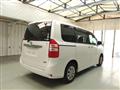 2011 Toyota Noah