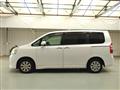 2011 Toyota Noah