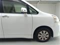 2011 Toyota Noah