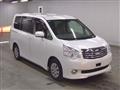 2013 Toyota Noah