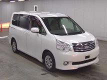 2013 Toyota Noah