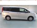 2014 Toyota Noah