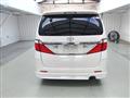 2013 Toyota Alphard