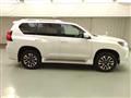 2023 Toyota Land Cruiser Prado