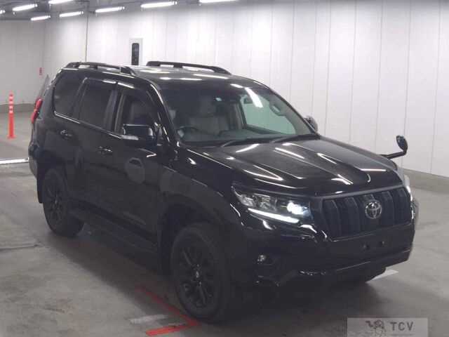 2022 Toyota Land Cruiser Prado