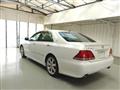 2005 Toyota Crown