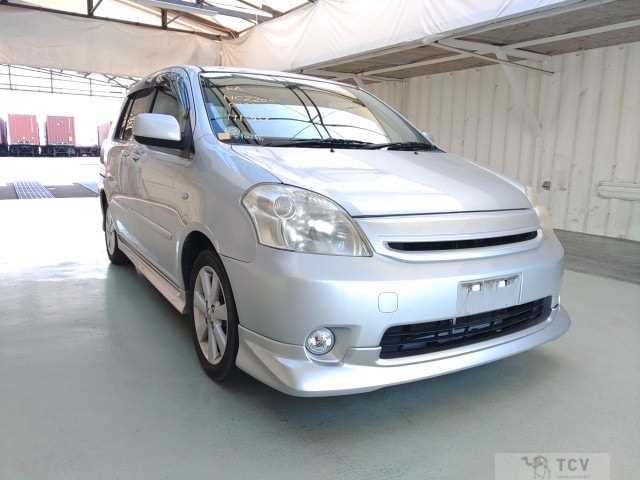 2009 Toyota Raum