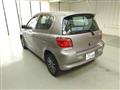 2001 Toyota Vitz