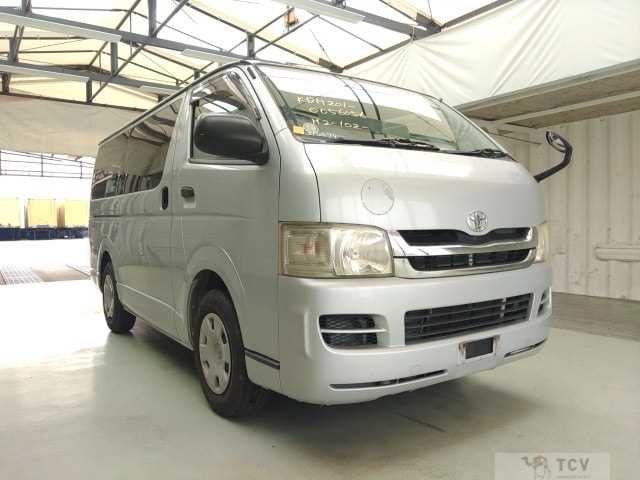 2010 Toyota Hiace Van