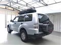 2013 Mitsubishi Pajero