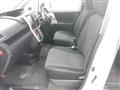 2010 Toyota Noah