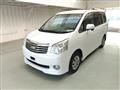 2013 Toyota Noah