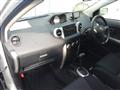 2004 Toyota IST