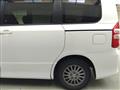 2010 Toyota Noah