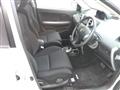 2004 Toyota IST