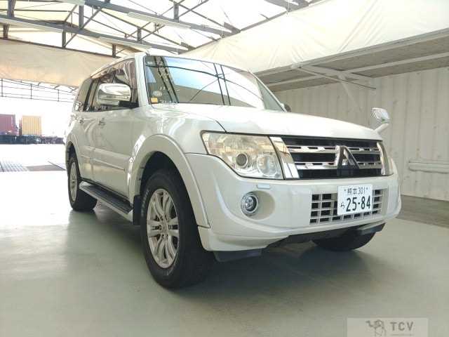 2012 Mitsubishi Pajero