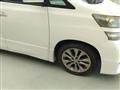 2010 Toyota Vellfire