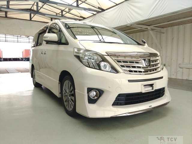 2013 Toyota Alphard