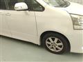 2010 Toyota Noah
