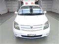 2005 Toyota IST