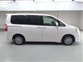 2011 Toyota Noah