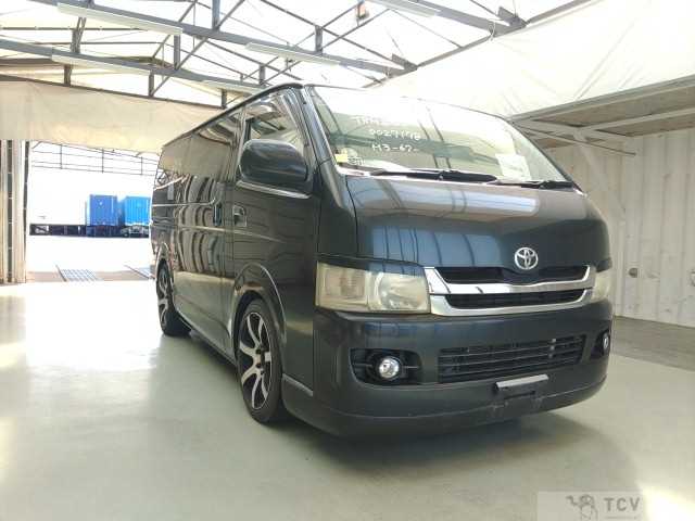 2005 Toyota Hiace Van