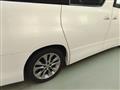 2011 Toyota Alphard