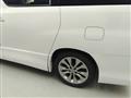 2011 Toyota Alphard