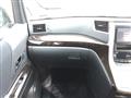 2011 Toyota Alphard