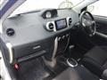 2003 Toyota IST