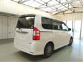 2010 Toyota Noah