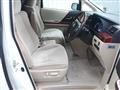 2008 Toyota Alphard