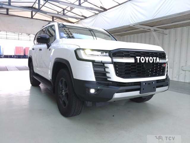 2023 Toyota Land Cruiser