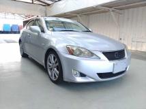 2005 Lexus IS