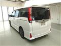 2014 Toyota Noah